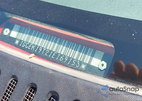 2001 Chevrolet Silverado 1500 Ls z USA, uszkodzony, nr VIN 1GCEK19T21E169153